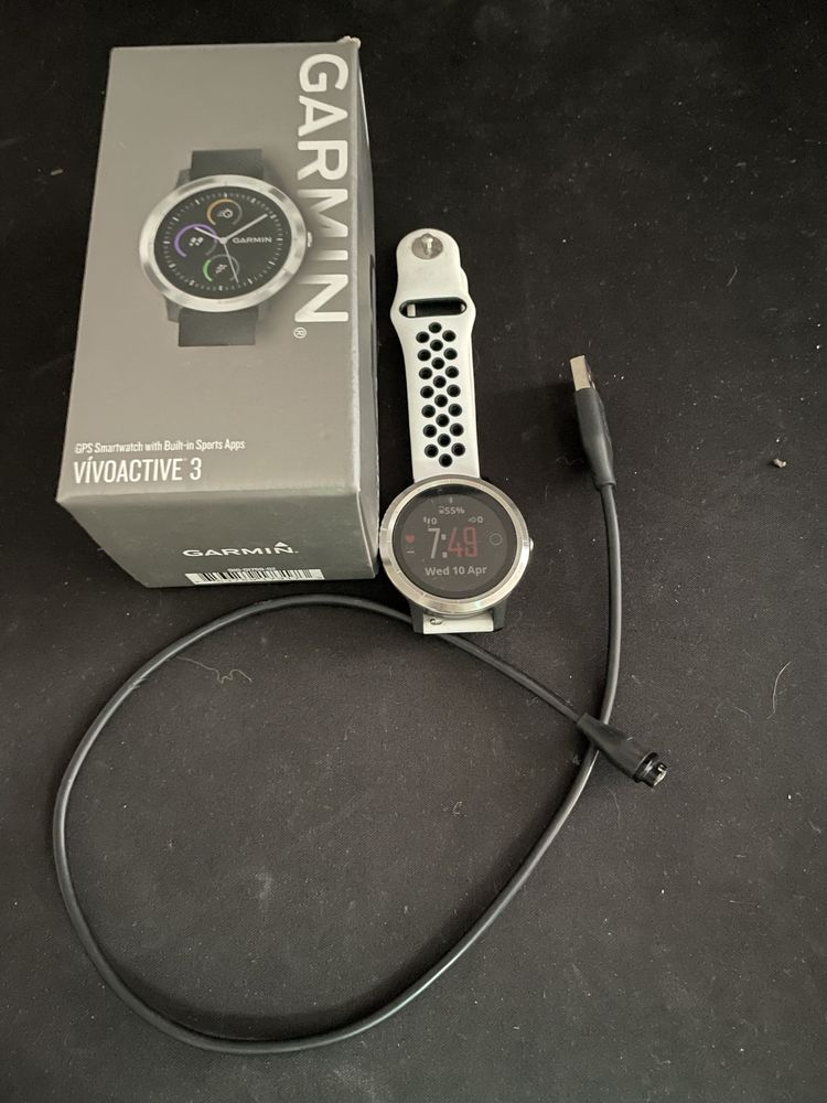 Smartwatch Garmin Vivoactive 3