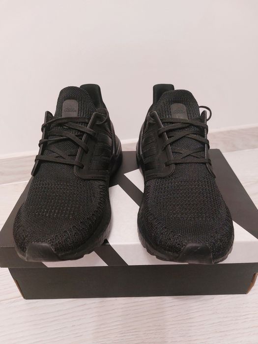 Кросівки Adidas Ultraboost