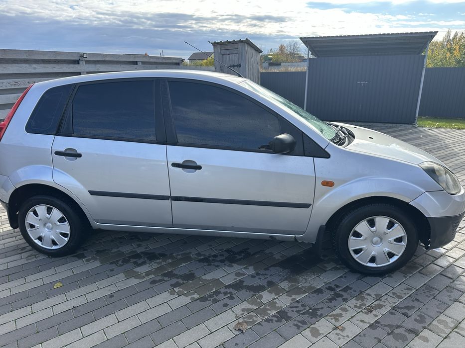 Продам Ford Fiesta