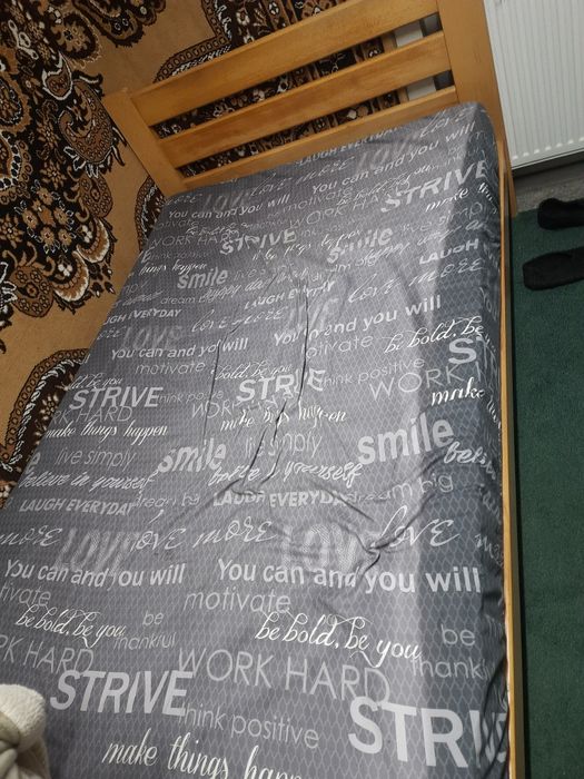 Дубове ліжко 1.2 ×2.0