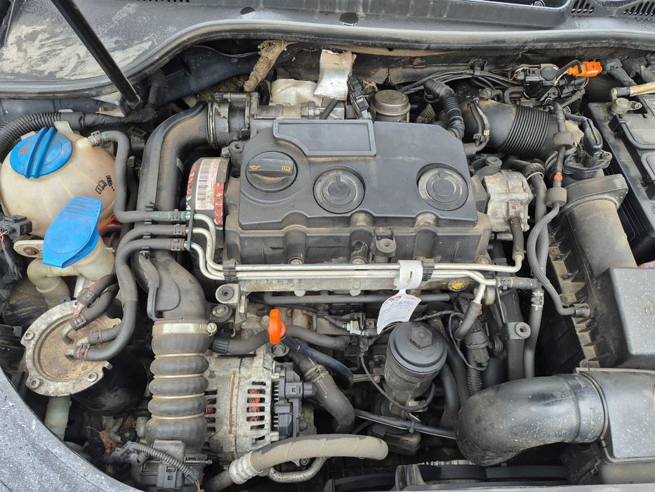Silnik vw golf 1.9 BLS 2009