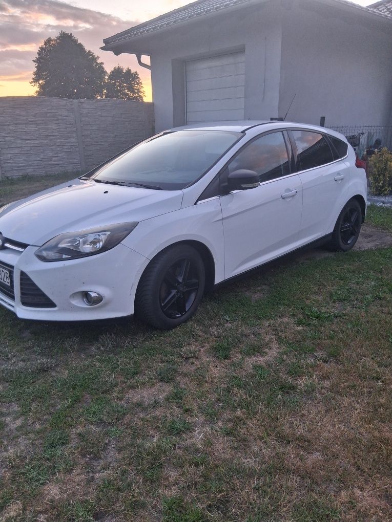 Ford Focus mk3 samochód osobowy
