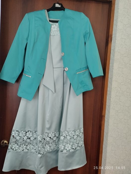 Комплект плаття та жакет