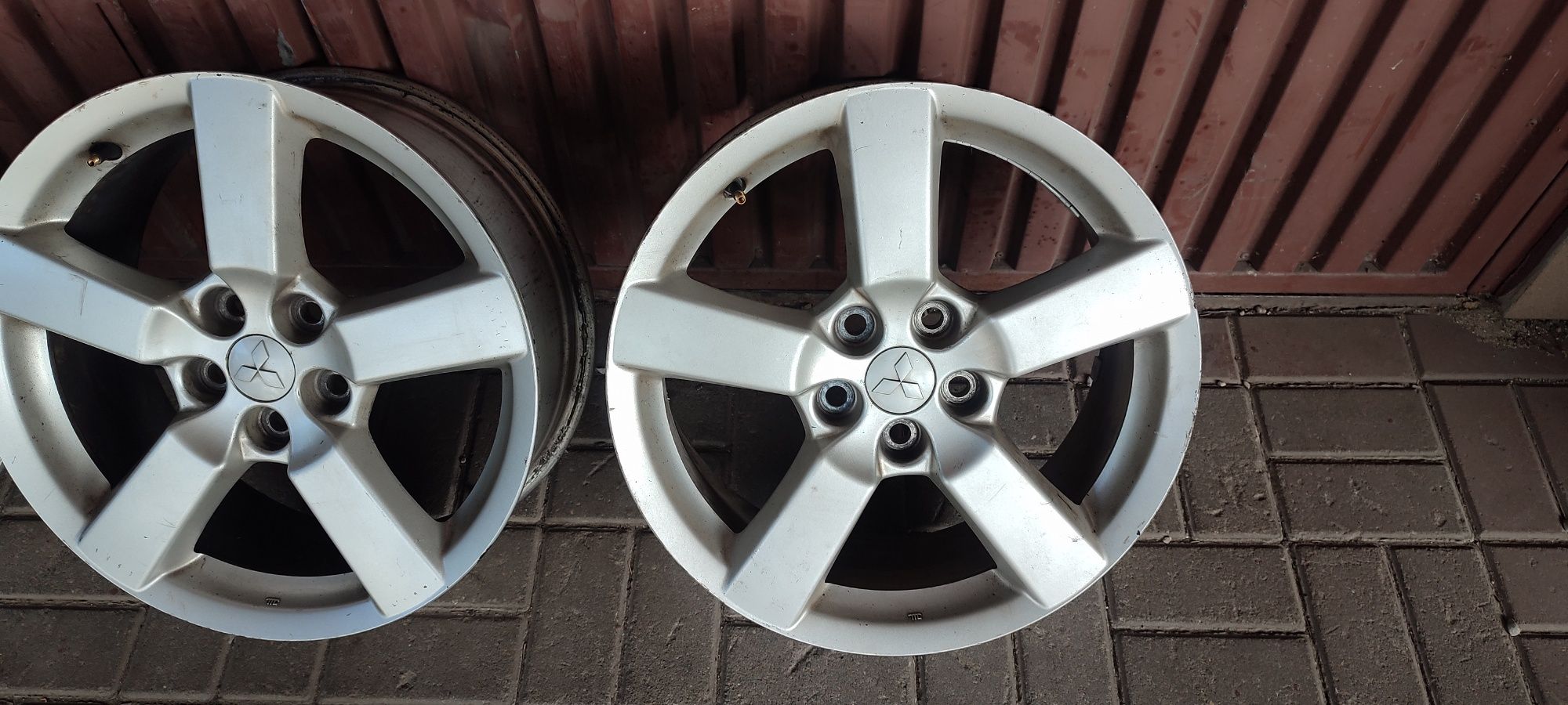 Felgi Mitsubishi 18" 5x114,3 ET38 8J