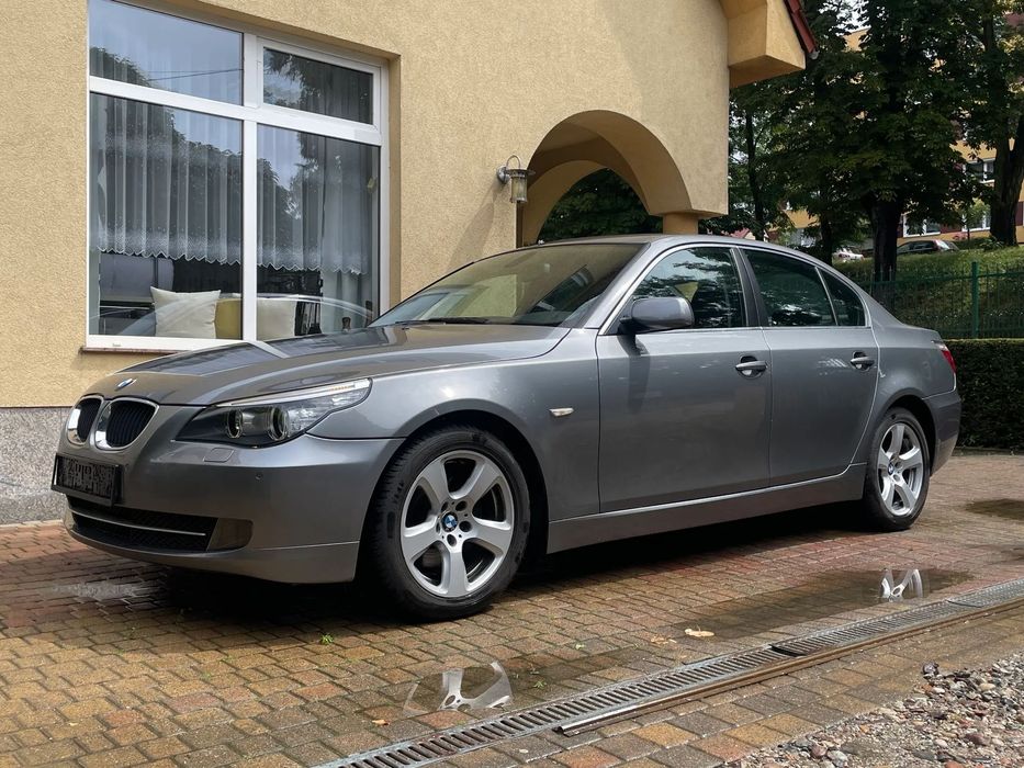 BMW Seria 5 BMW Seria 5 E60 Lift 520D Automat