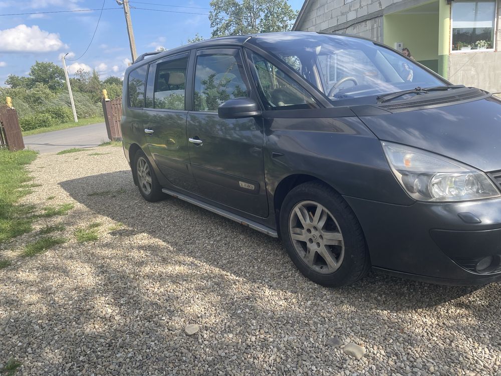 Продам хороше сімейне авто
