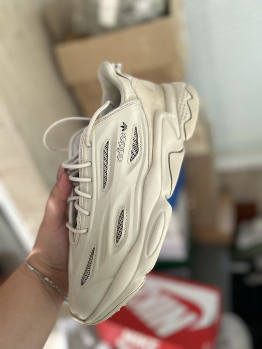 Кросівки Adidas Ozweego