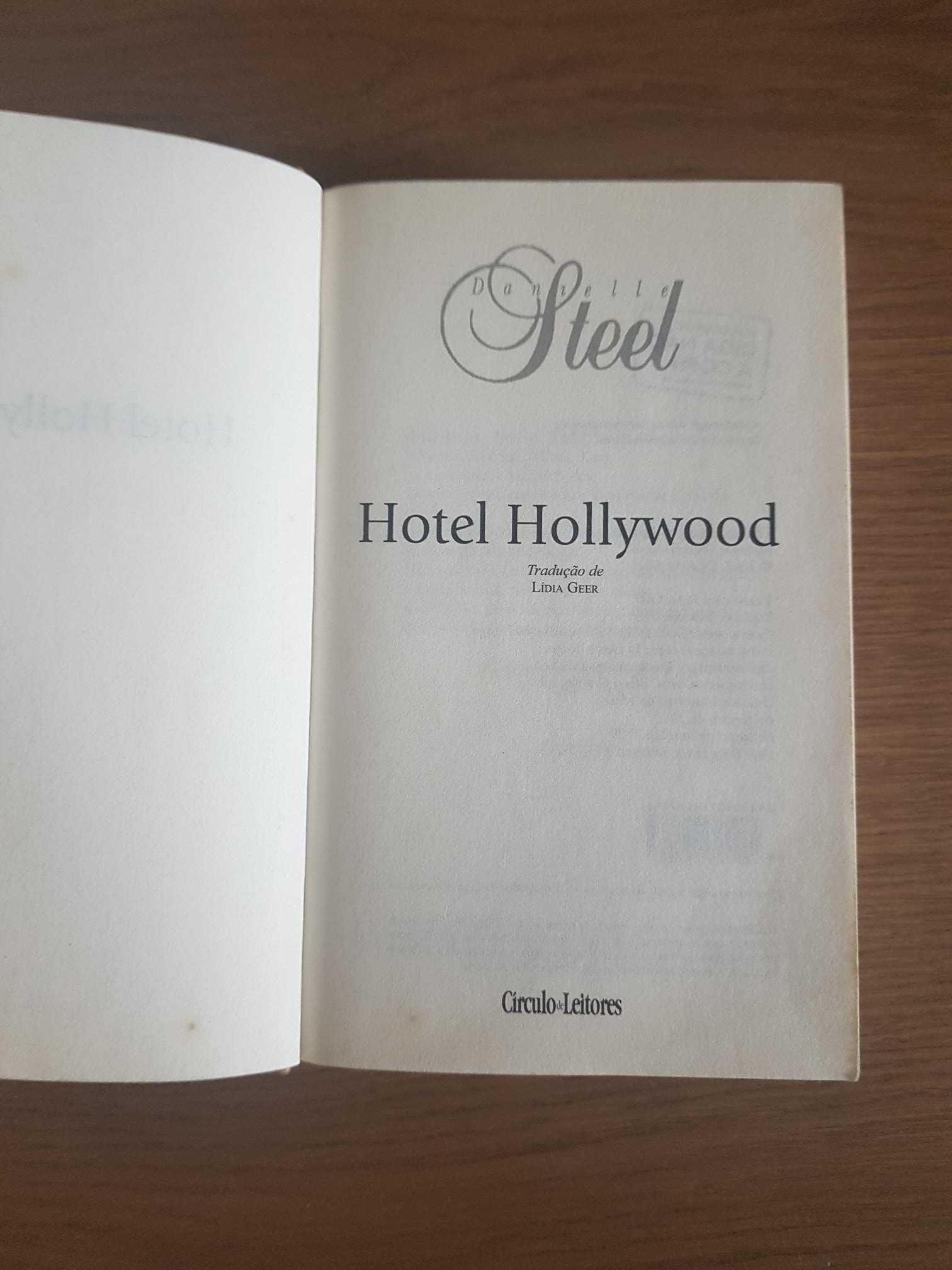 Livro Antigo Hotel Hollywood (CIRCULO LEITORES)