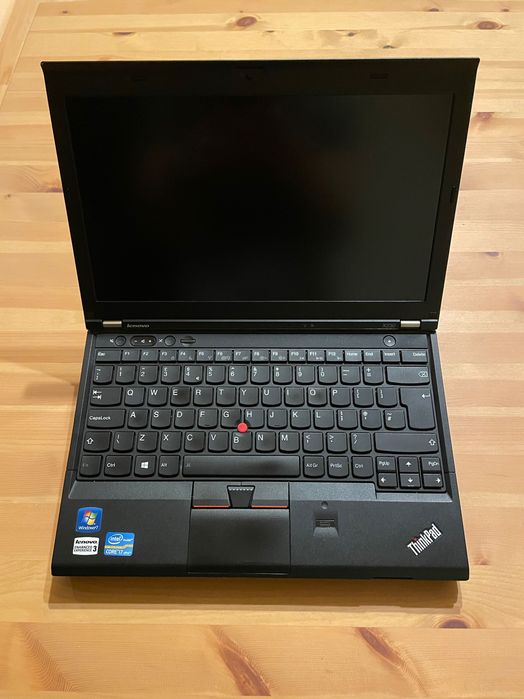 Laptop Lenovo IBM X230 + stacja dokująca, w bardzo dobrym stanie