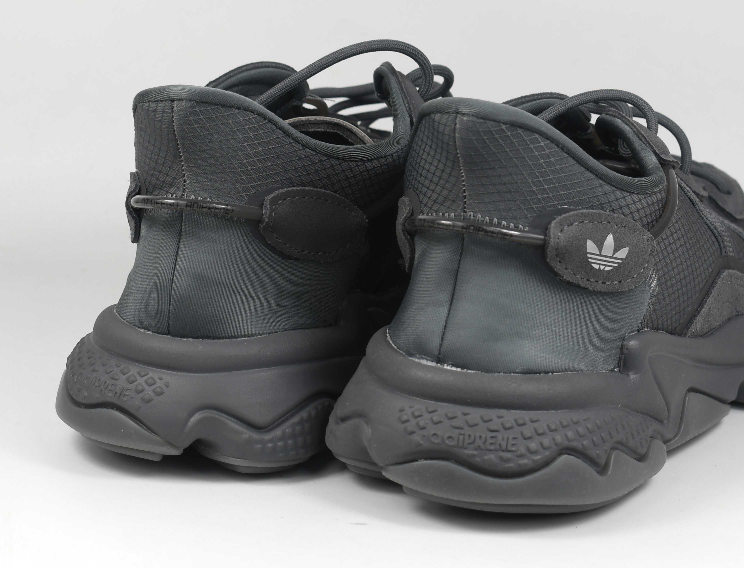 Adidas buty męskie sportowe OZWEEGO  GW5735 rozmiar 48