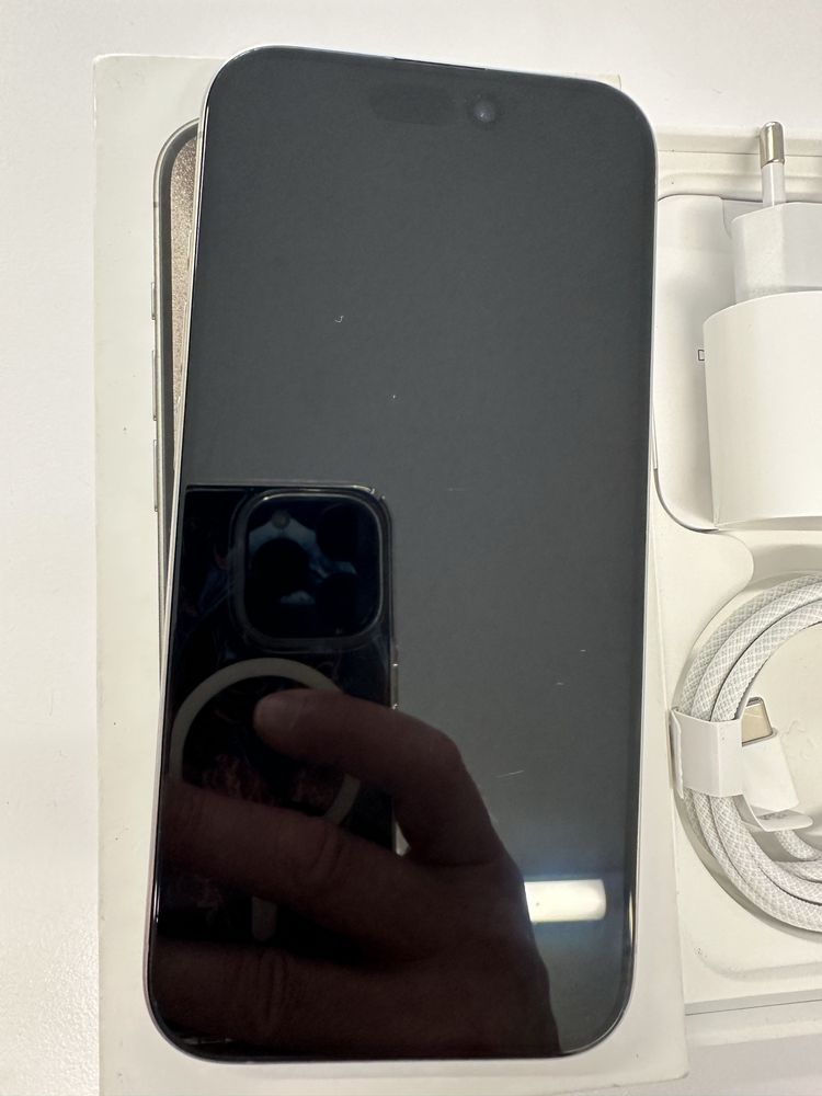IPhone 15 Pro 128GB (bez blokad ) dowolna sieć