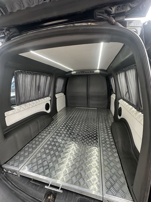 Послуги Катафалка. Вінки труни та інша ритуальна атрибутика