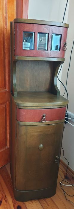 Stylowa witryna, szafka, kredens z drewna