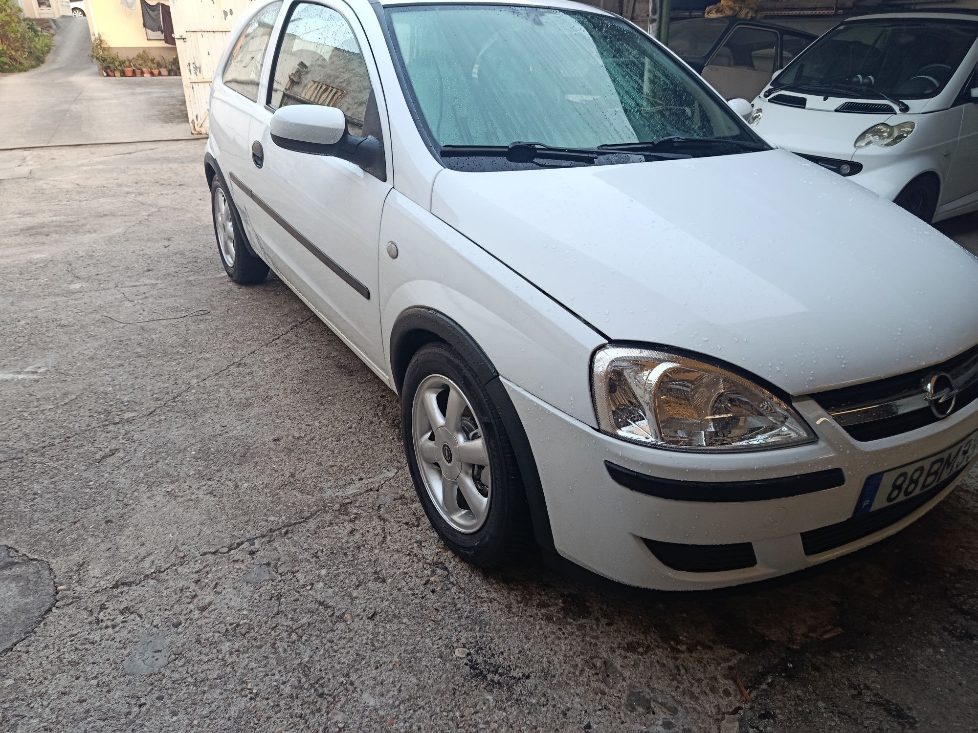 Opel corsa 1.3 cdti 5 lugares