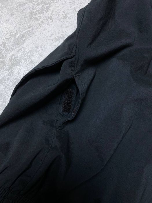 Чорні бігові шорти Nike Dri-FIT, легка тканина, мінімалізм