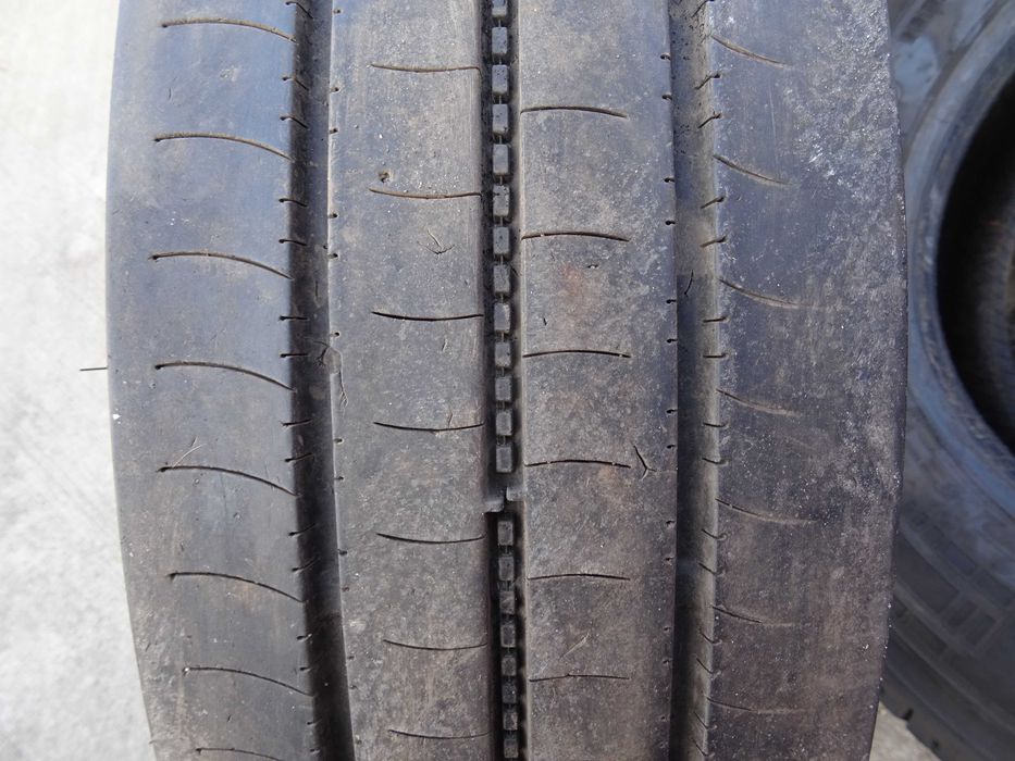 Opona 215/75R17.5 BRIDGESTONE R-STEER 002  (500 netto)