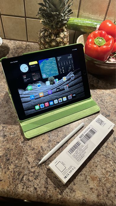 Tablet iPad Apple Retina 10” + NOWY RYSIK - Touch ID - PROCREATE