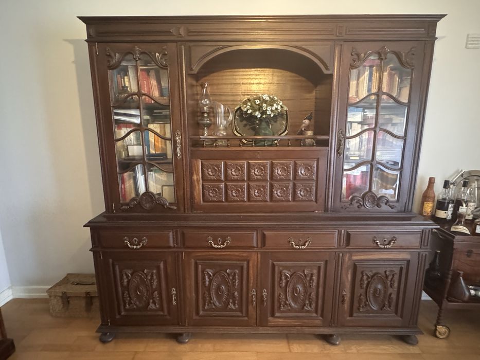 Móvel madeira de mogno 2,10m