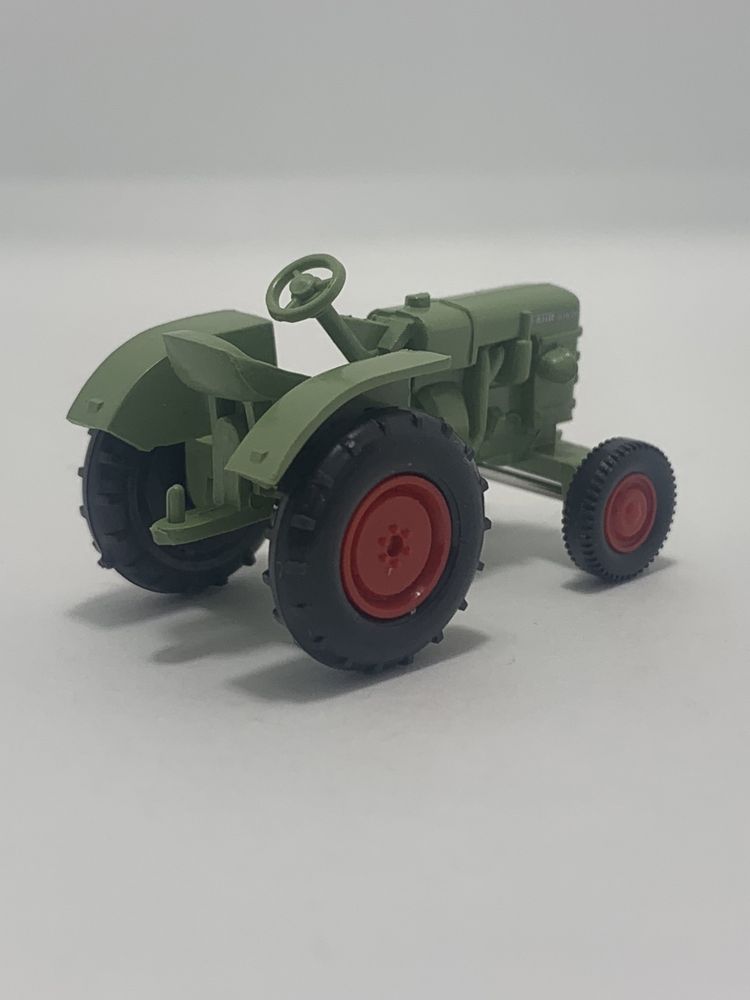 Tractor Fahr da Wiking escala 1/87