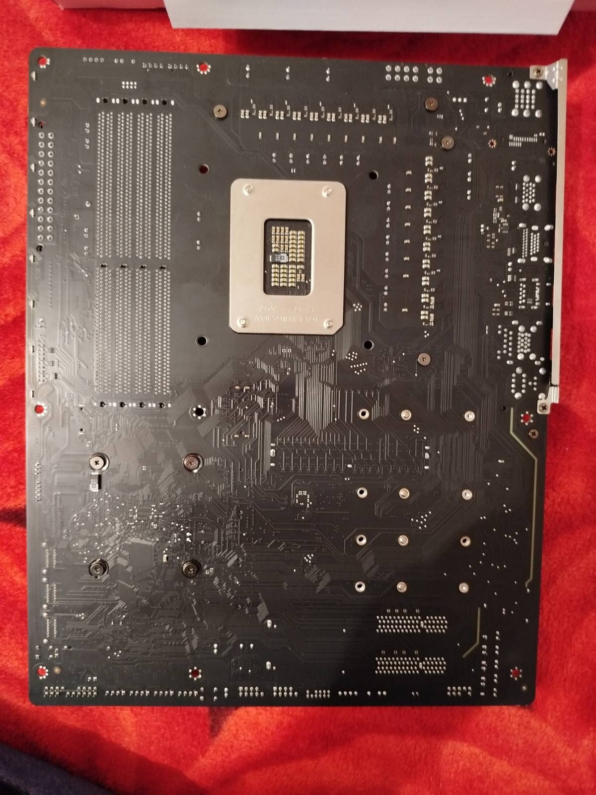 Материнская карта ATX Gigabyte Z690 GAMING X DDR4