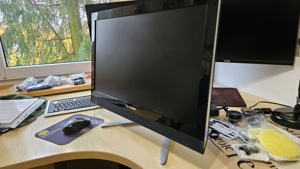 Lenovo all in one C560