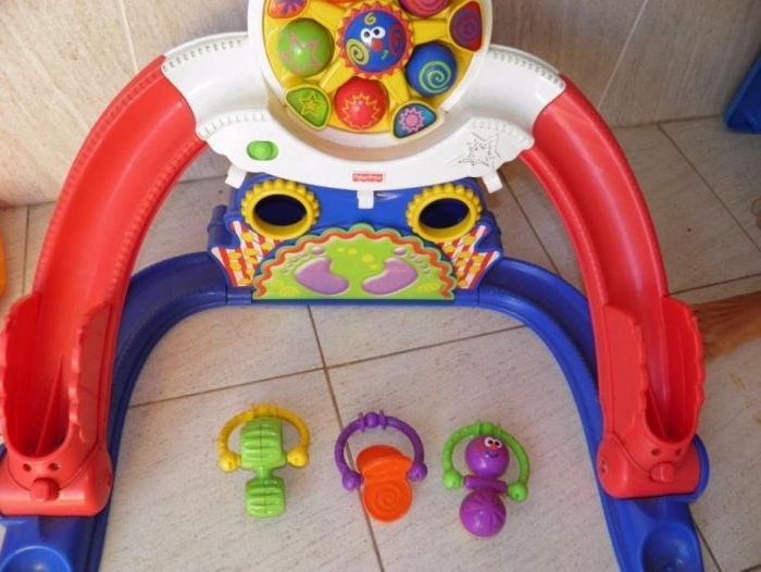 Brinquedo Fisher Price musical