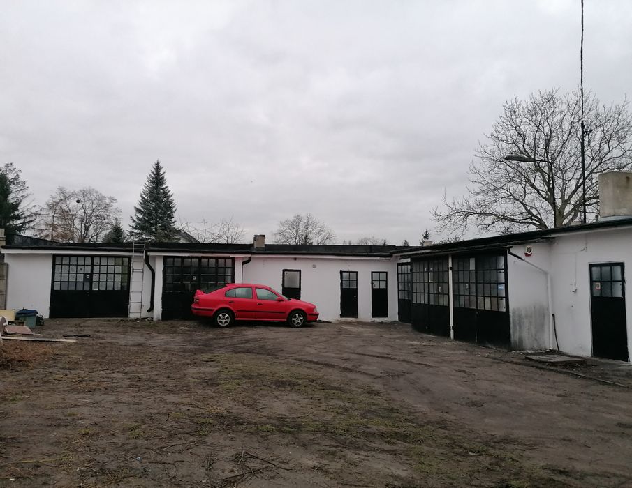 Budynek gospodarczy na autoserwis do wynajęcia.