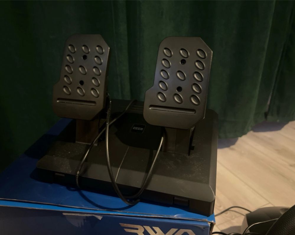 Kierownica i pedały do ps4 i ps3