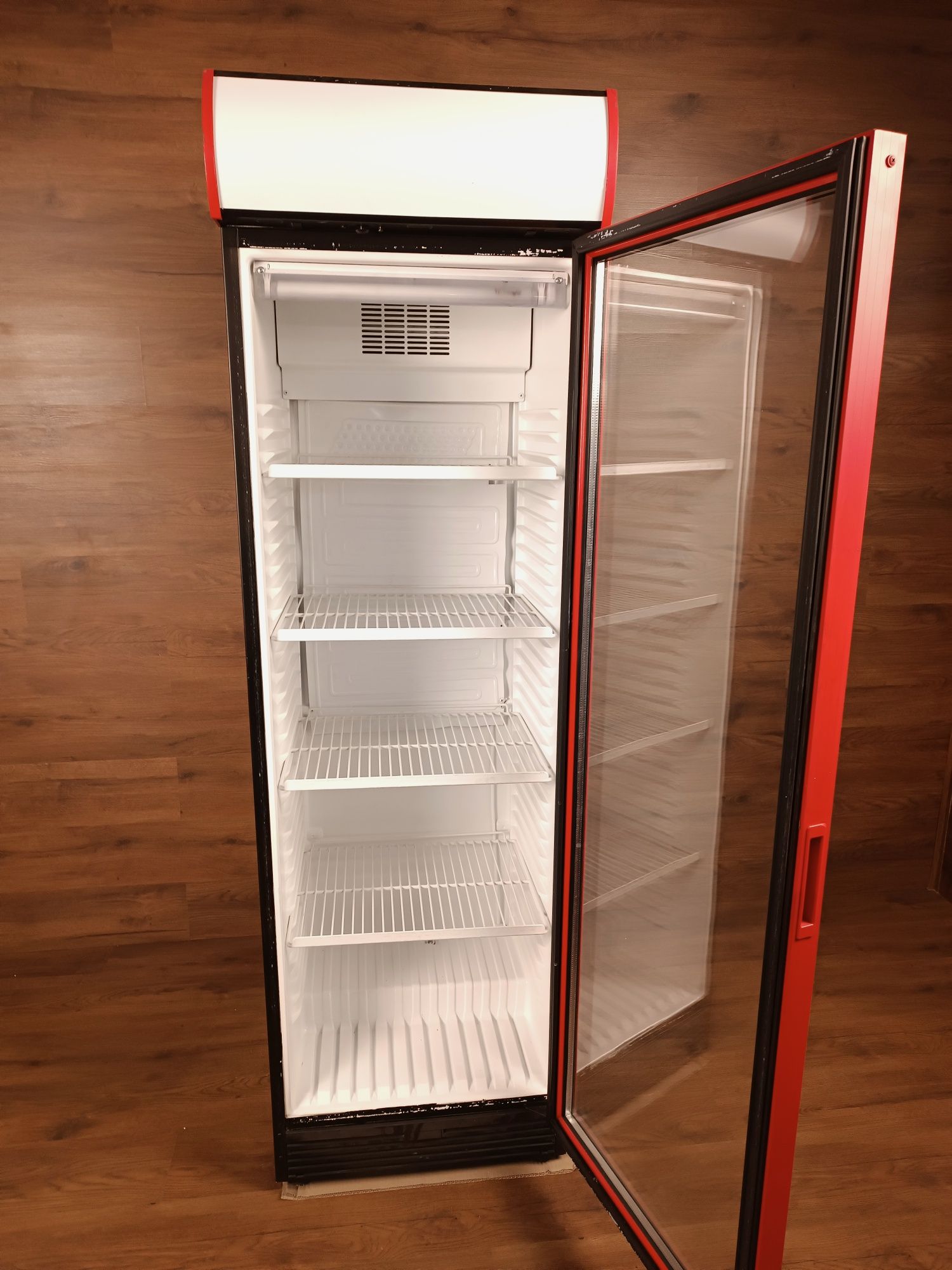 Однодверна холодильна вітрина шафа торгова KLIMASAN гарантія доставка
