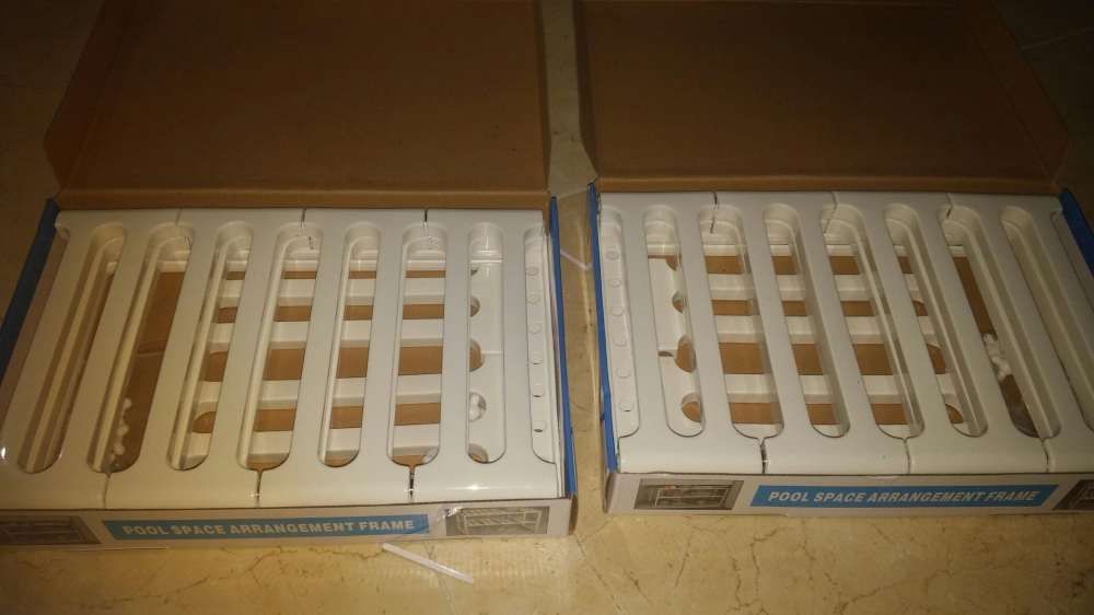 Vendo 2 prateleiras de arrumação