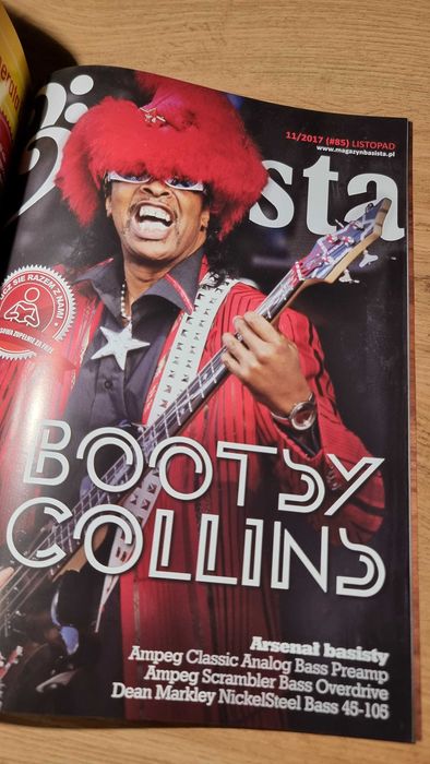 Gitarzysta 11/2017 (143) + Basista (85) - Santana, Foo Fighters