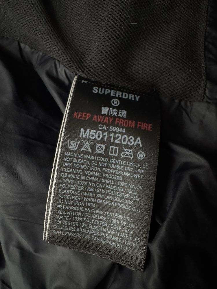 SuperDry kurtka ocieplana pikowana M