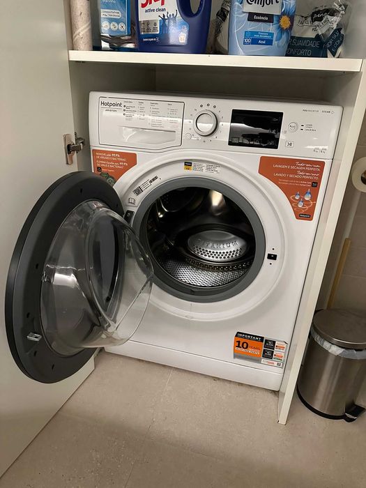 Máquina lava e seca Hotpoint 9kg/6kg