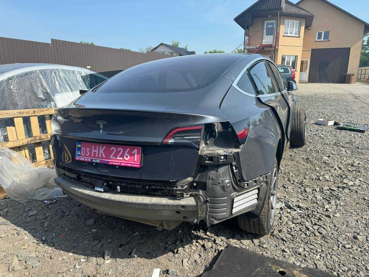 Бампер задній в зборі Tesla Model 3 2018