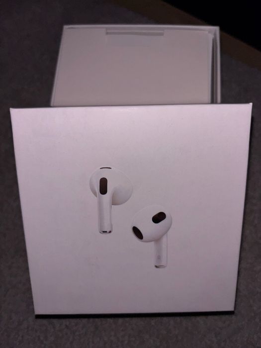 Air pods 4