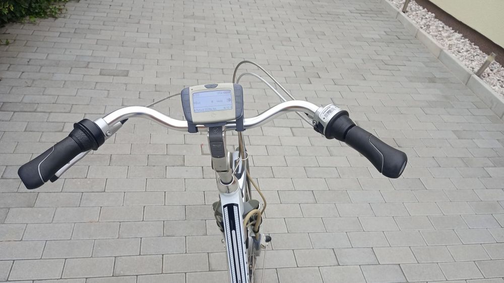 Rower gazelle chamonix xtra elektryczny holenderski damski innergy