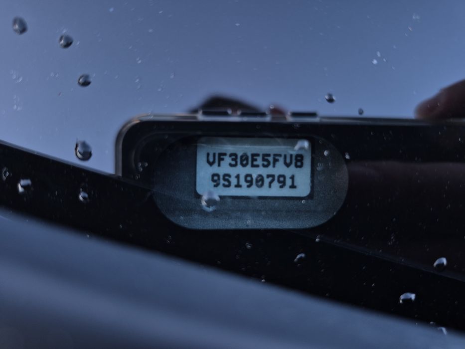Peugeot 5008 1.6 бензин