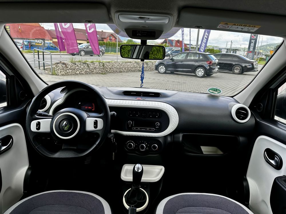 RENAULT TWINGO// 1.O benzyna// 2016 rok
