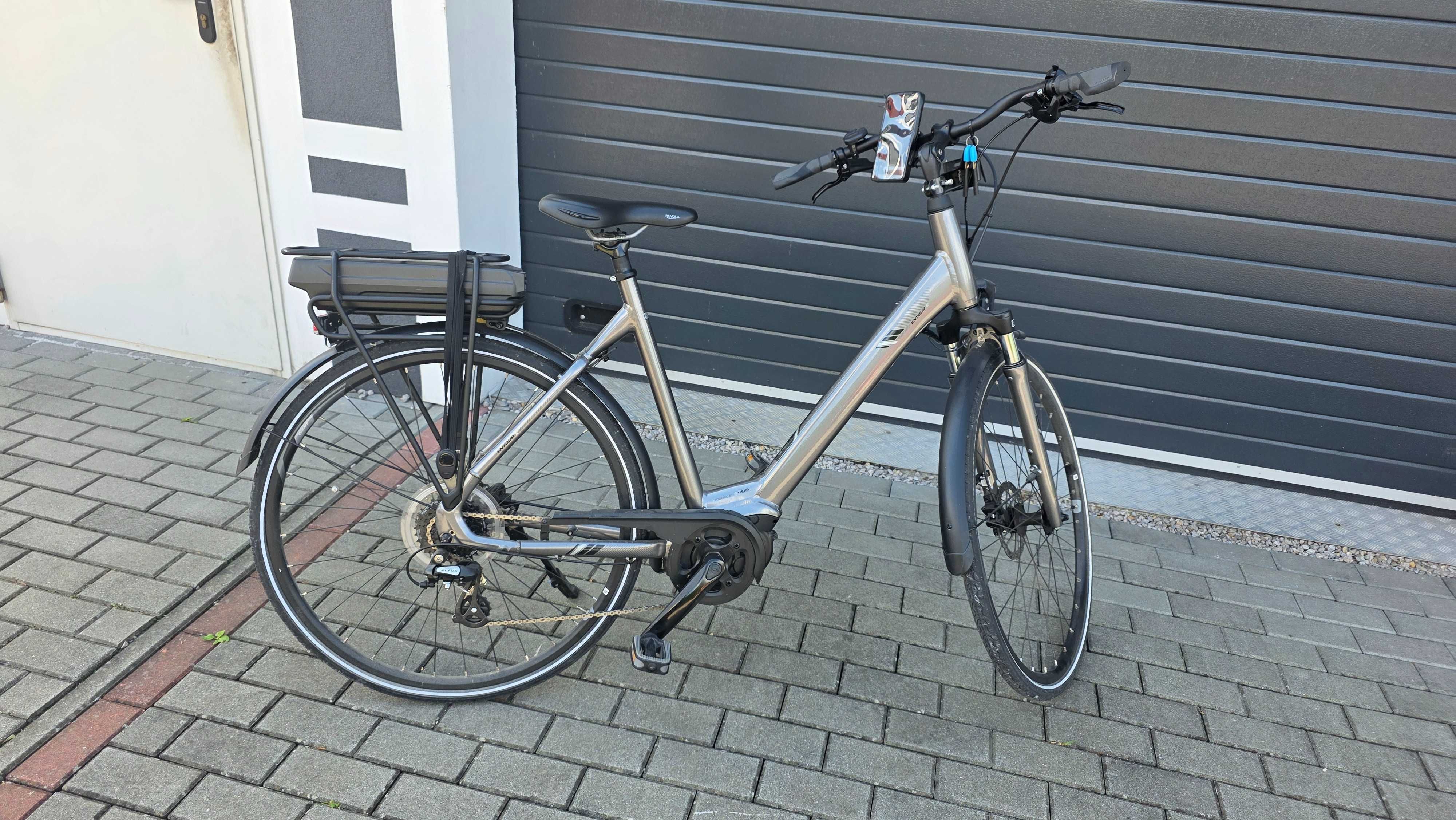 Rower elektryczny GIANT 20 Entour E+ 2 LDS L Spacer Grey