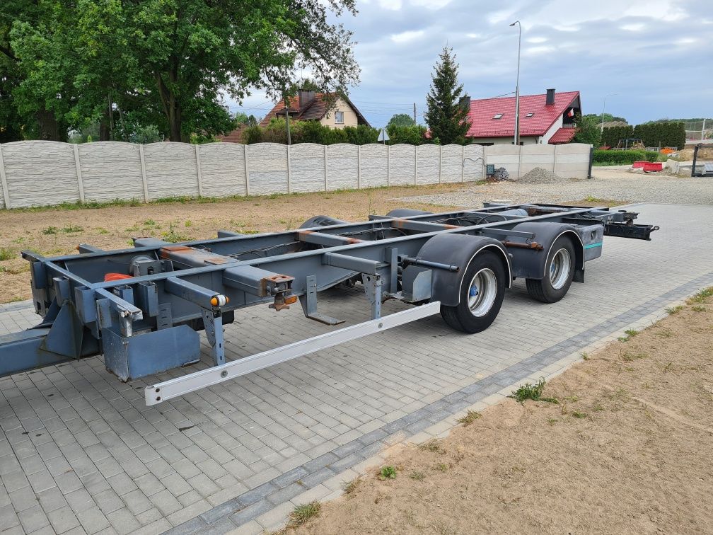 Zabudowa do przewozu gołębi Kaltki System pojenia