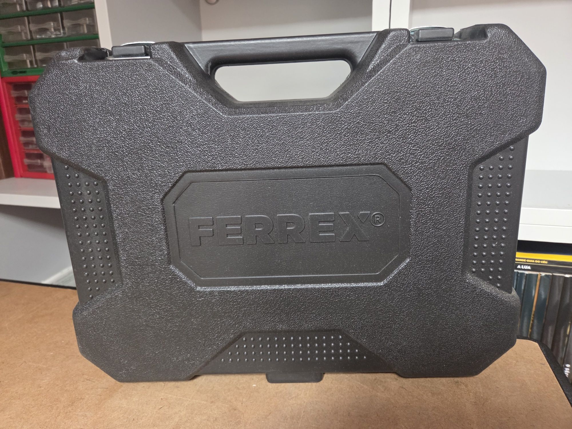 FERREX - Máquina multiferramenta rotativa