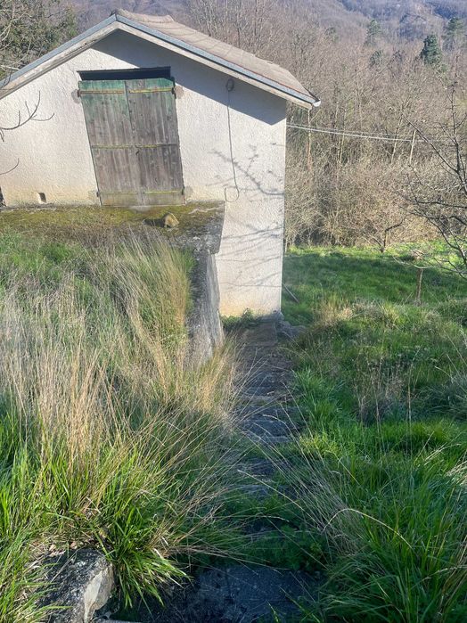 Затишний заміський будинок у Тавароне, Італія, 5.8 гектарів землі