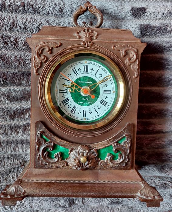 Годинник ,,Янтар"