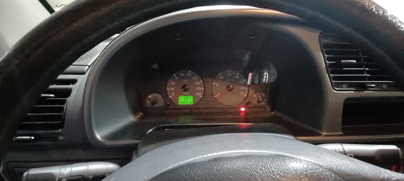 Citroën berlingo first 2.0hdi 5 lugares