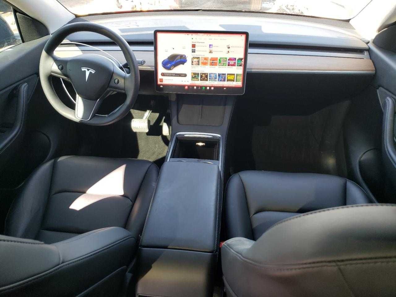 Tesla Model Y 2021