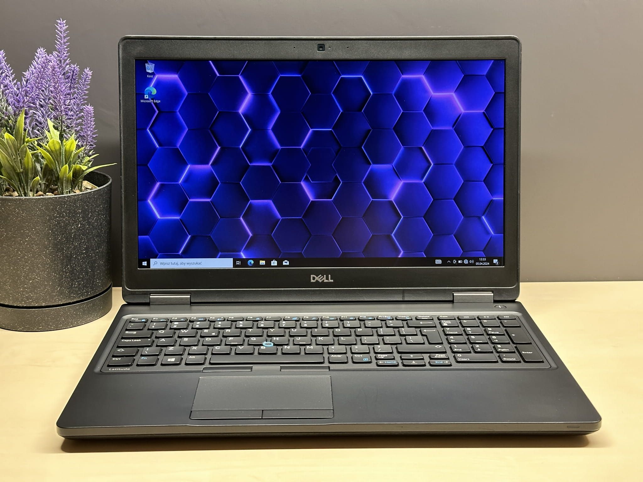 Laptop DELL Latitude 5590 | i5-8350U / FHD / 16GB RAM / 512GB / OUTLET