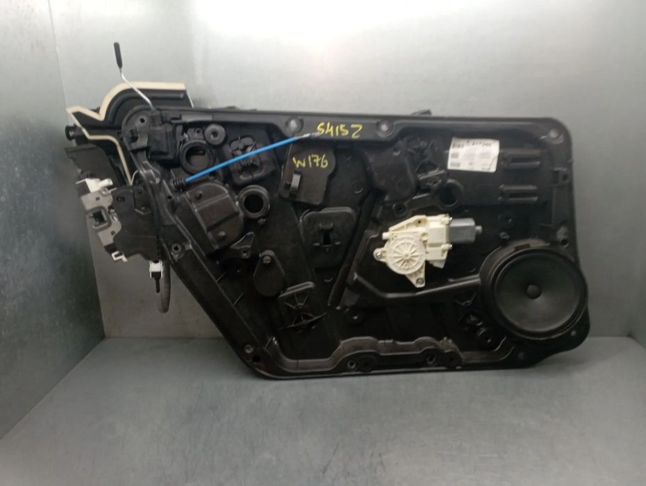 Elevador vidros frente esquerdo MERCEDES-BENZ Classe A (W176)