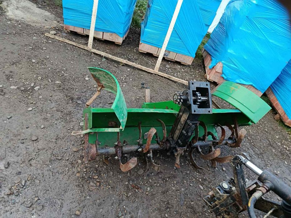 Продам трактор у хорошому стані Zubr t 25