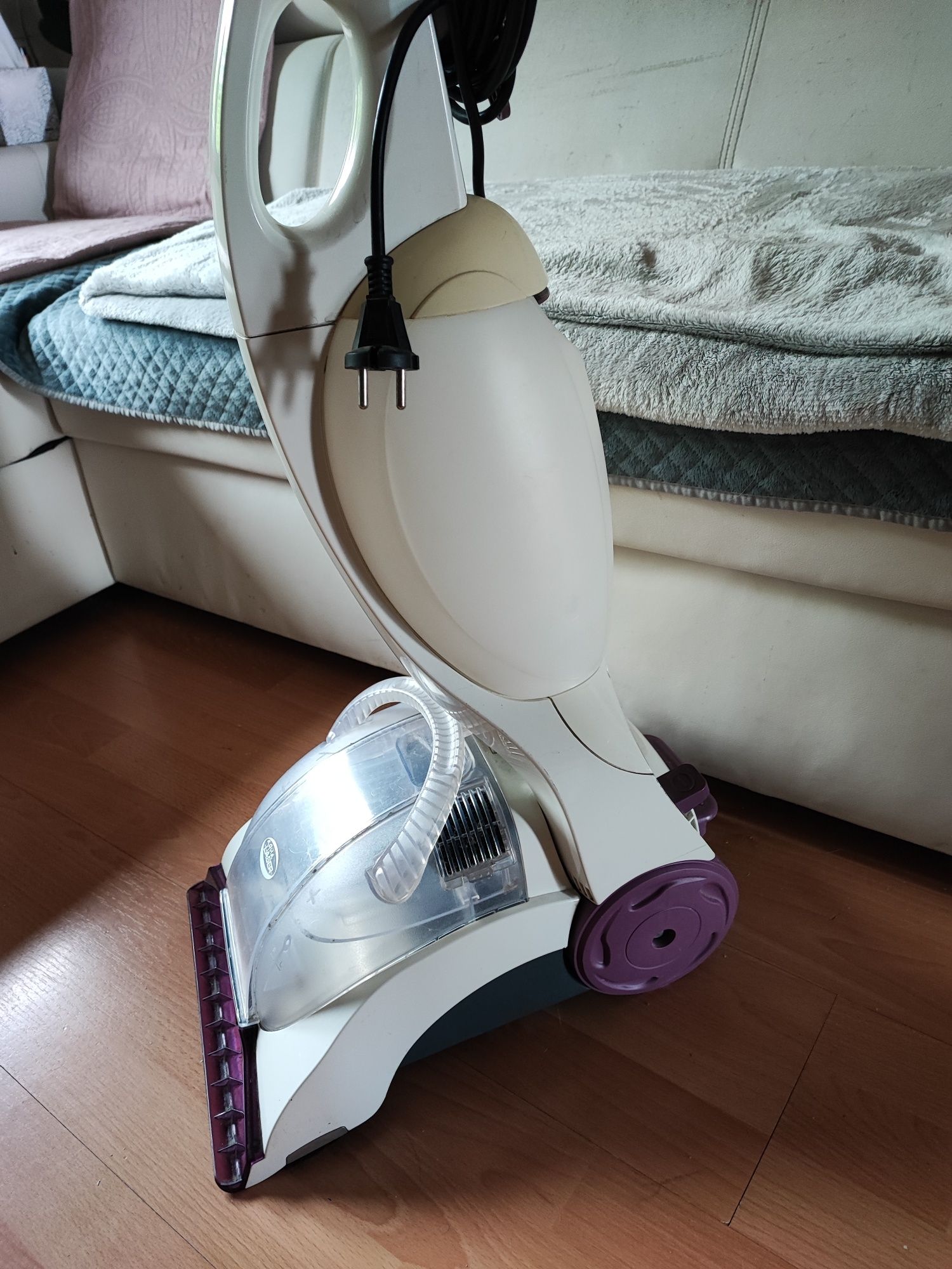Odkurzacz piorący Aqua Laser VC9387 z Mango