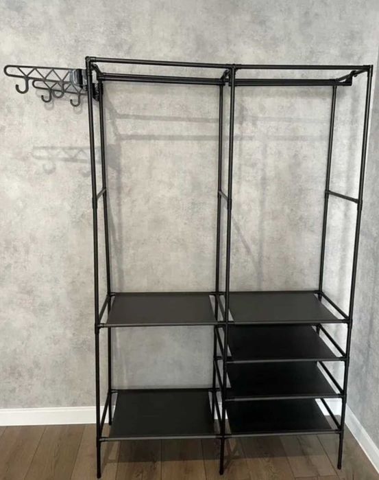 Універсальна вішалка стійка для одягу розкладна та зручна